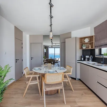 New - Stylish 2br Penthouse With Terrace, Seaview & Private Jacuzzi By Sf Homes 12 아파트 세인트폴스베이