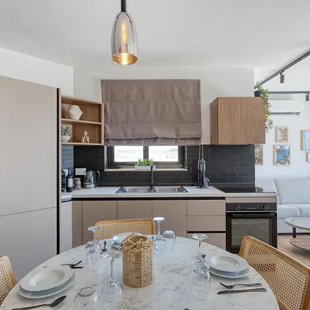 New - Stylish 2br Penthouse With Terrace, Seaview & Private Jacuzzi By Sf Homes 12 * 세인트폴스베이