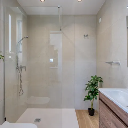 New - Stylish 2br Penthouse With Terrace, Seaview & Private Jacuzzi By Sf Homes 12