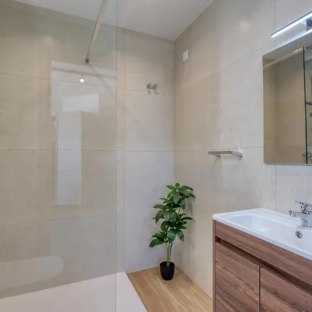New - Stylish 2br Penthouse With Terrace, Seaview & Private Jacuzzi By Sf Homes 12 아파트